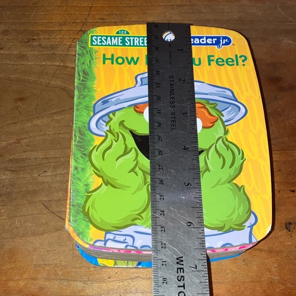 Sesame Street Me Reader Jr. Book Set - great books & can work with a sound pad - Picture 12 of 16